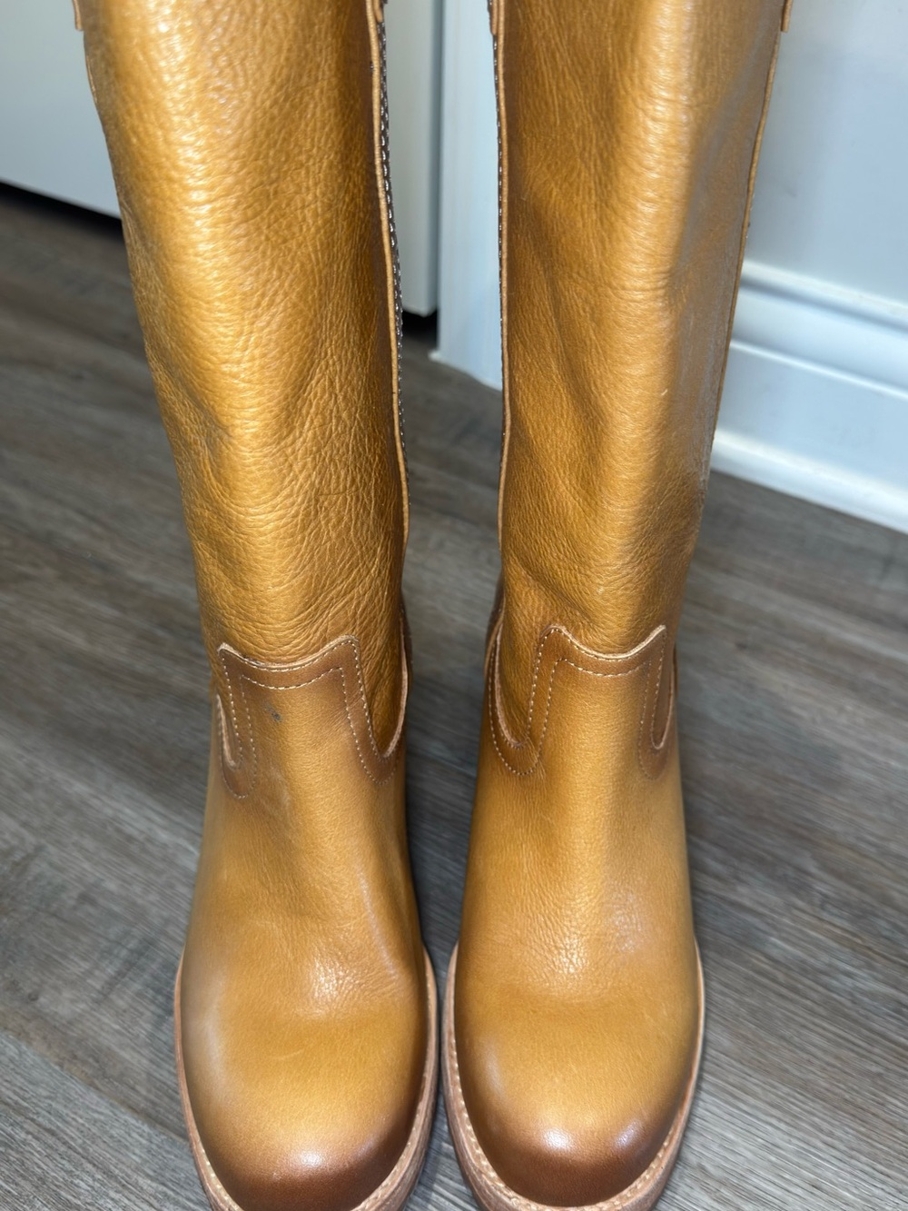 Cleo + Wolf Scout Fashion Tan Leather Round Toe Heeled Boots - Picture 3 of 11